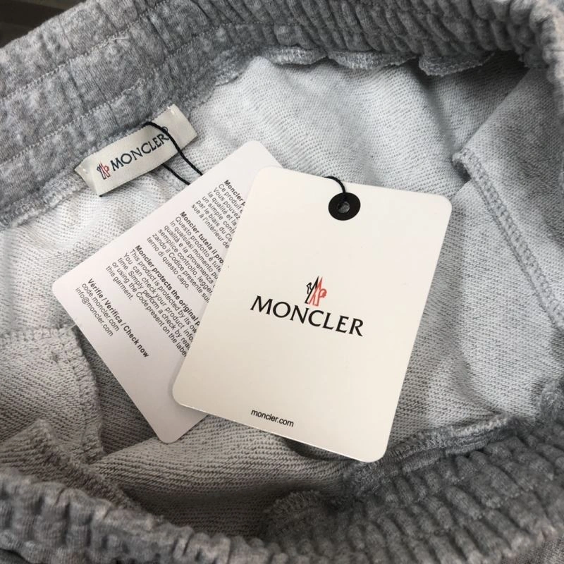 Moncler Short Pants Packable 143201