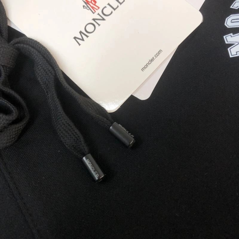 Moncler Short Pants Packable 143196