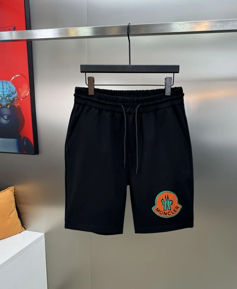 GoAnywhere Moncler Short Pants 142376