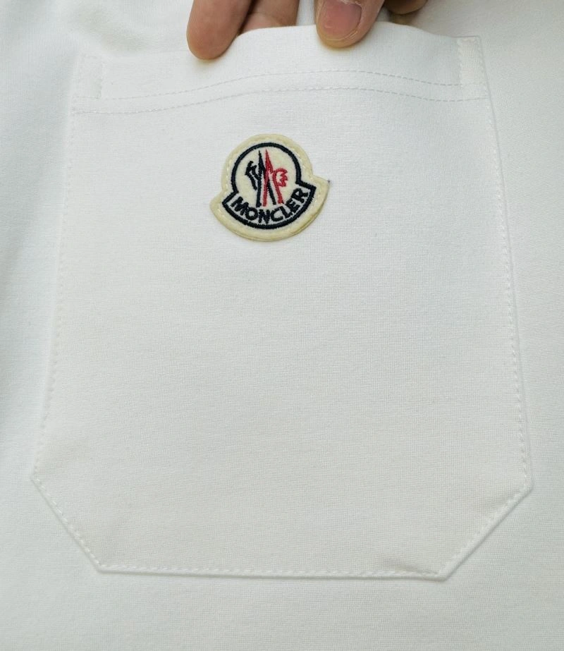 GoAnywhere Moncler Short Pants 142376