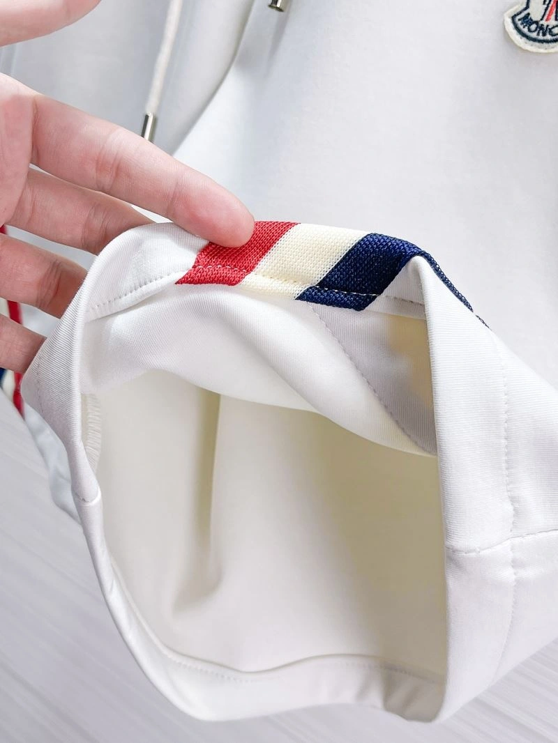 Tailored Moncler Short Pants 142377