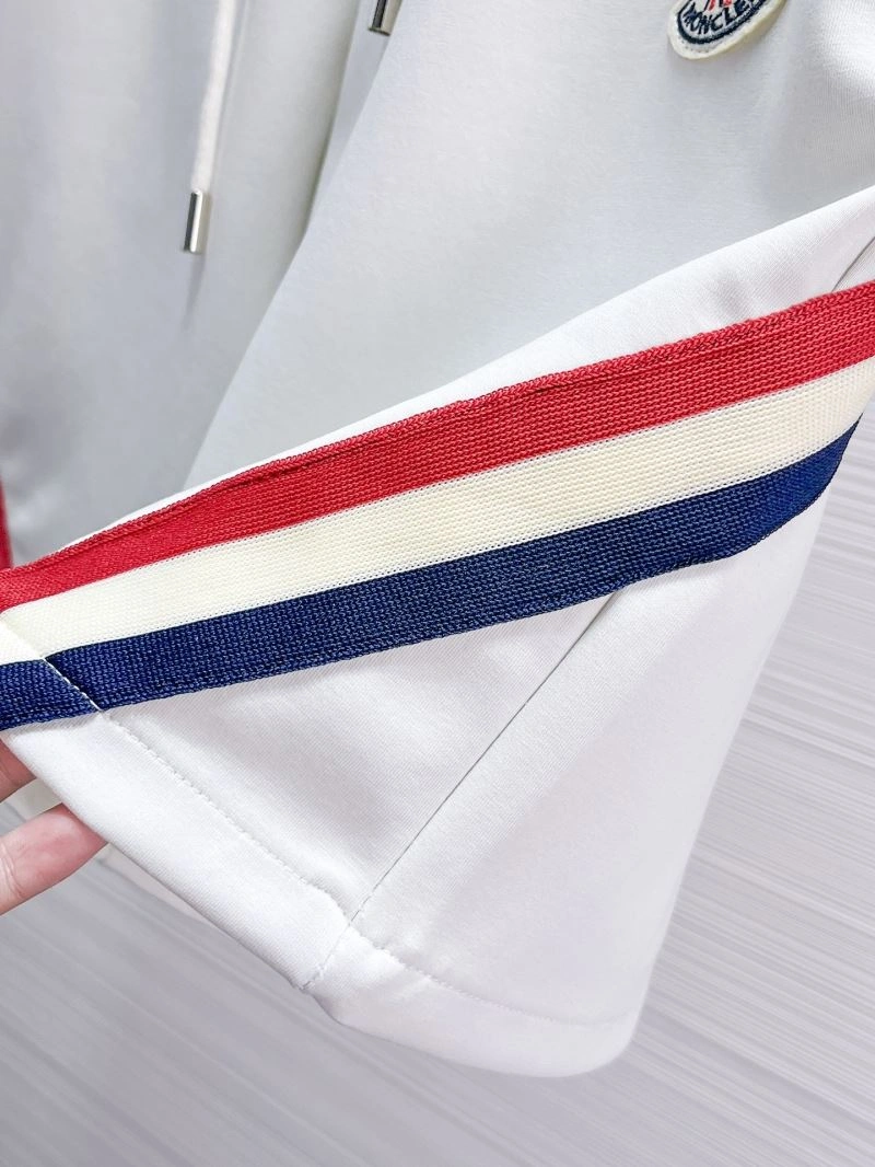 Tailored Moncler Short Pants 142377