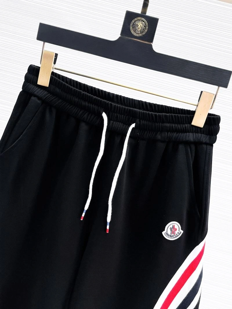 Moncler Short Pants TimelessDesign 142373