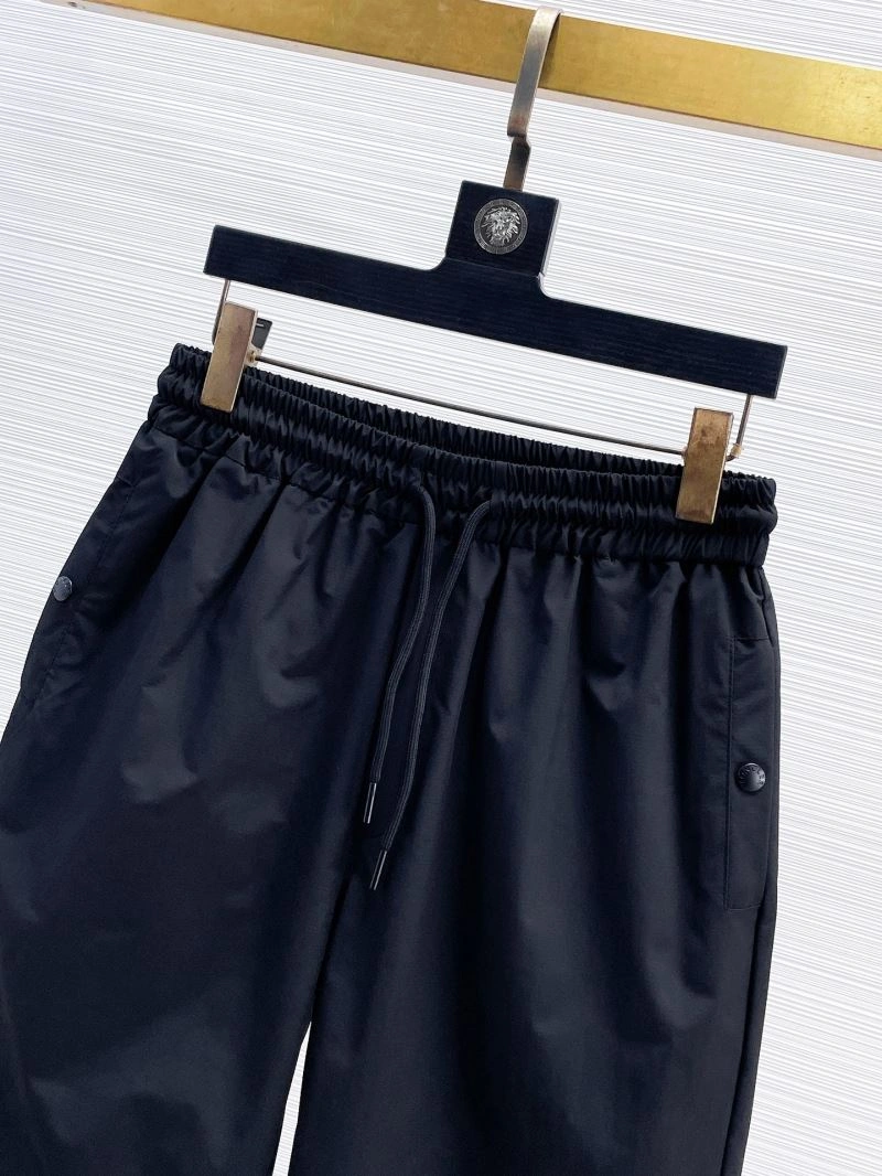 Moncler Short Pants WellDesigned 142362