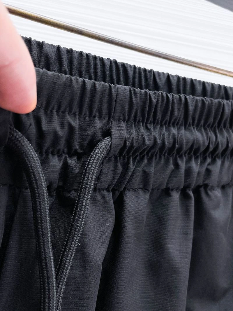 Moncler Short Pants WellDesigned 142362