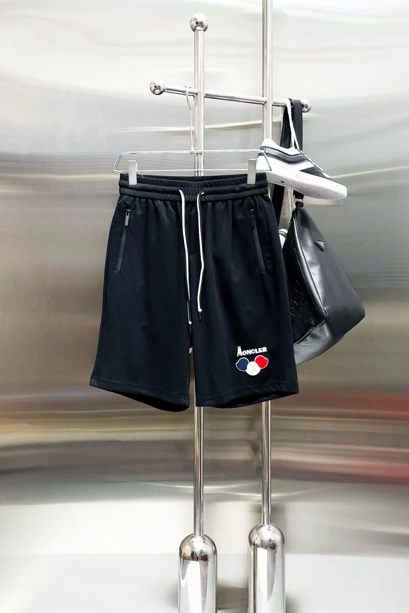 Youthful Moncler Short Pants 142368