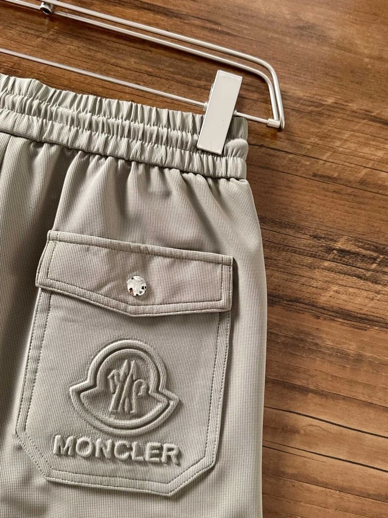 Youthful Moncler Short Pants 142360