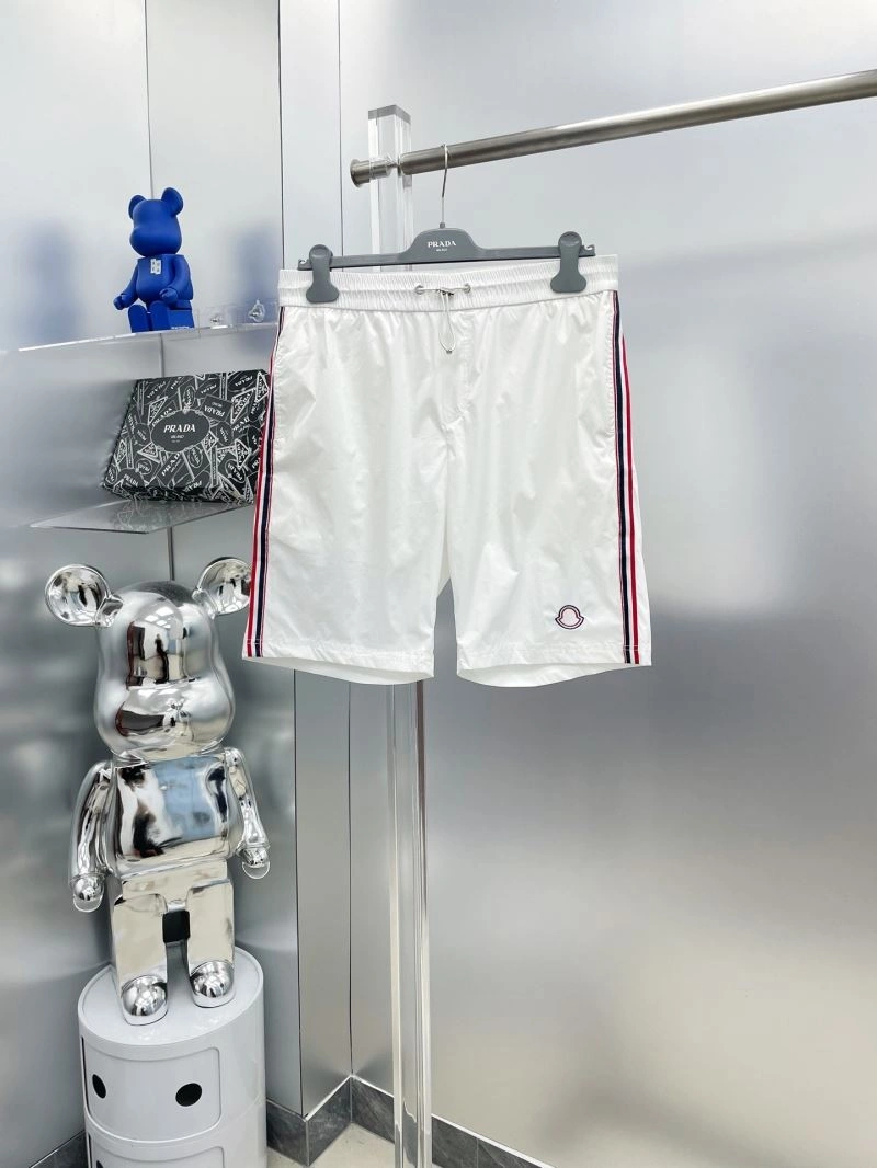 Moncler Short Pants Stylish 142351