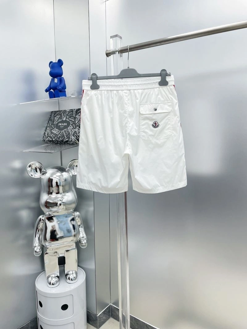 Moncler Short Pants Stylish 142351