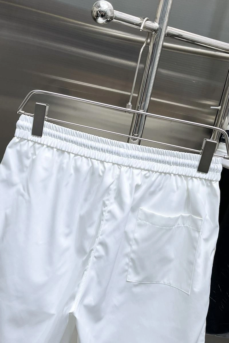 Timeless Moncler Short Pants 142352