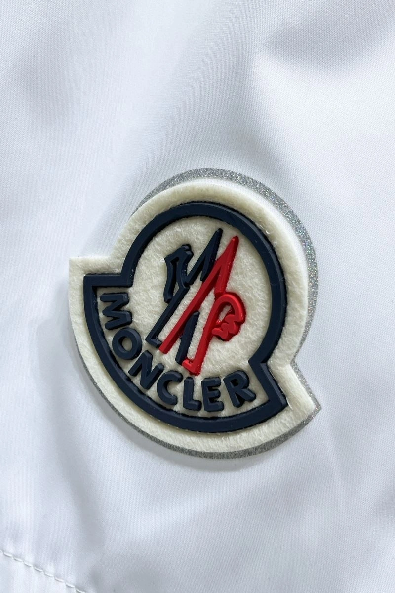 Timeless Moncler Short Pants 142352