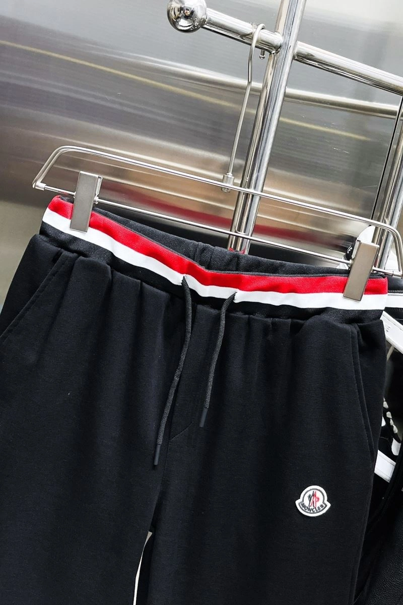 Breathable Moncler Short Pants 142349