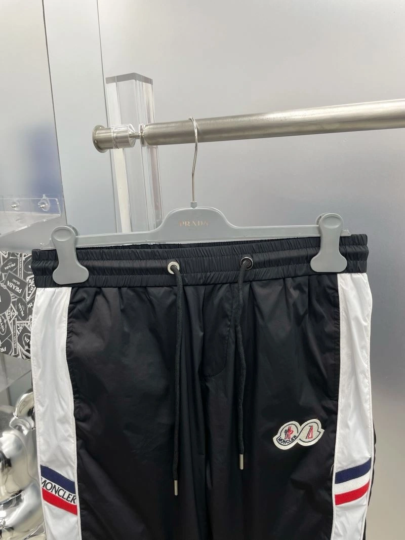 Moncler Short Pants EyeCatching 142346