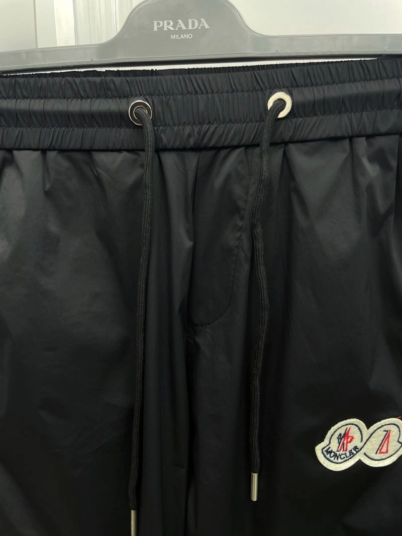 Moncler Short Pants EyeCatching 142346
