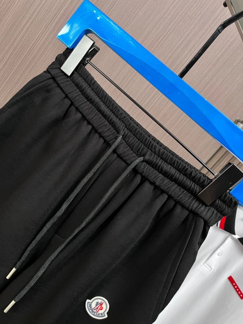 Moncler Short Pants Neat 142334