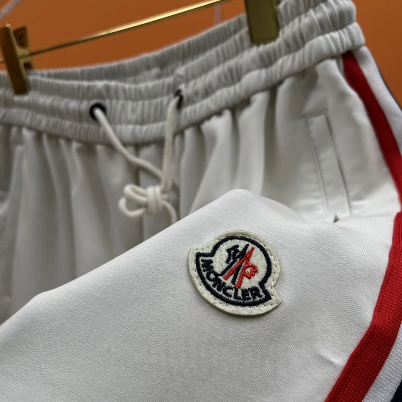 Moncler Short Pants Classic 142336