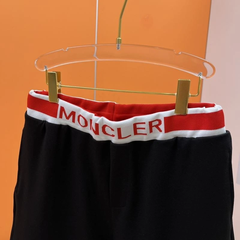 Moncler Short Pants Fashionable 142329