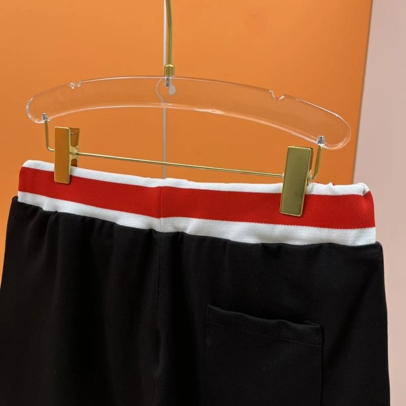Moncler Short Pants Fashionable 142329