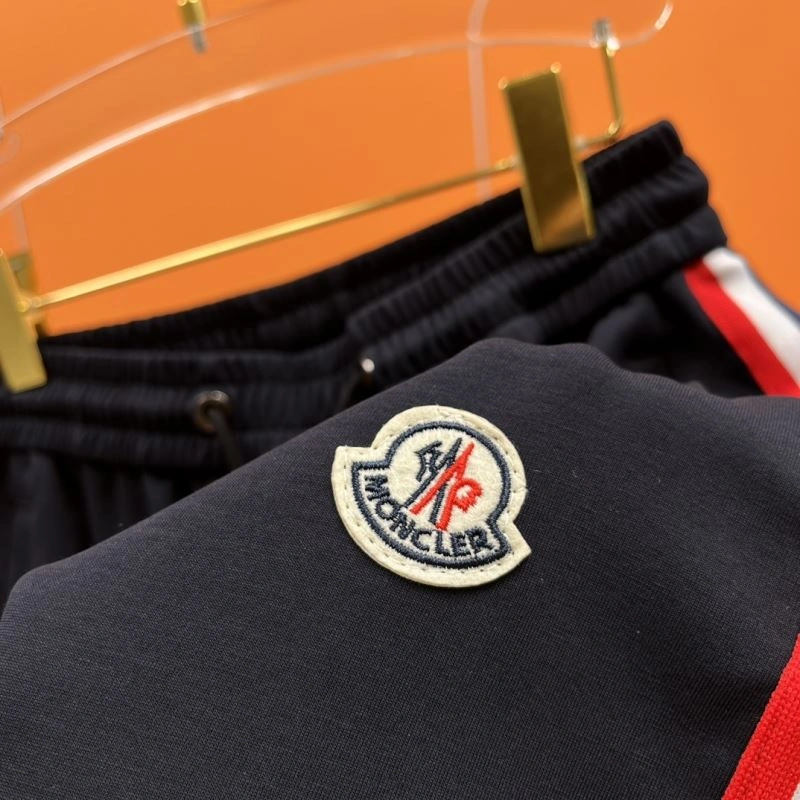 Durable Moncler Short Pants 142339
