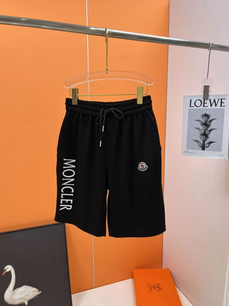 Moncler Short Pants Snug 142333