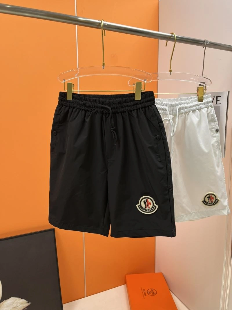 Sustainable Moncler Short Pants 142342