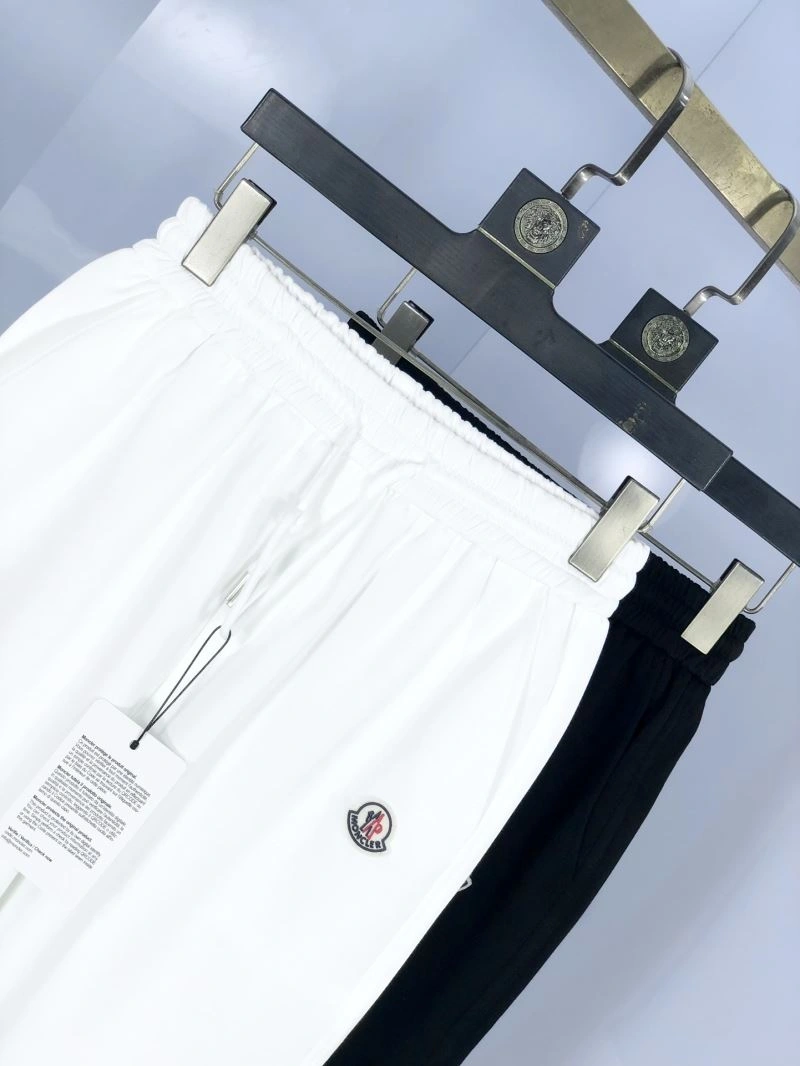 Reliable Moncler Short Pants 142323
