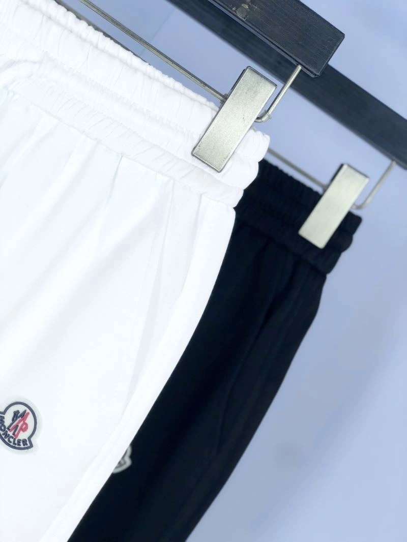 Reliable Moncler Short Pants 142323