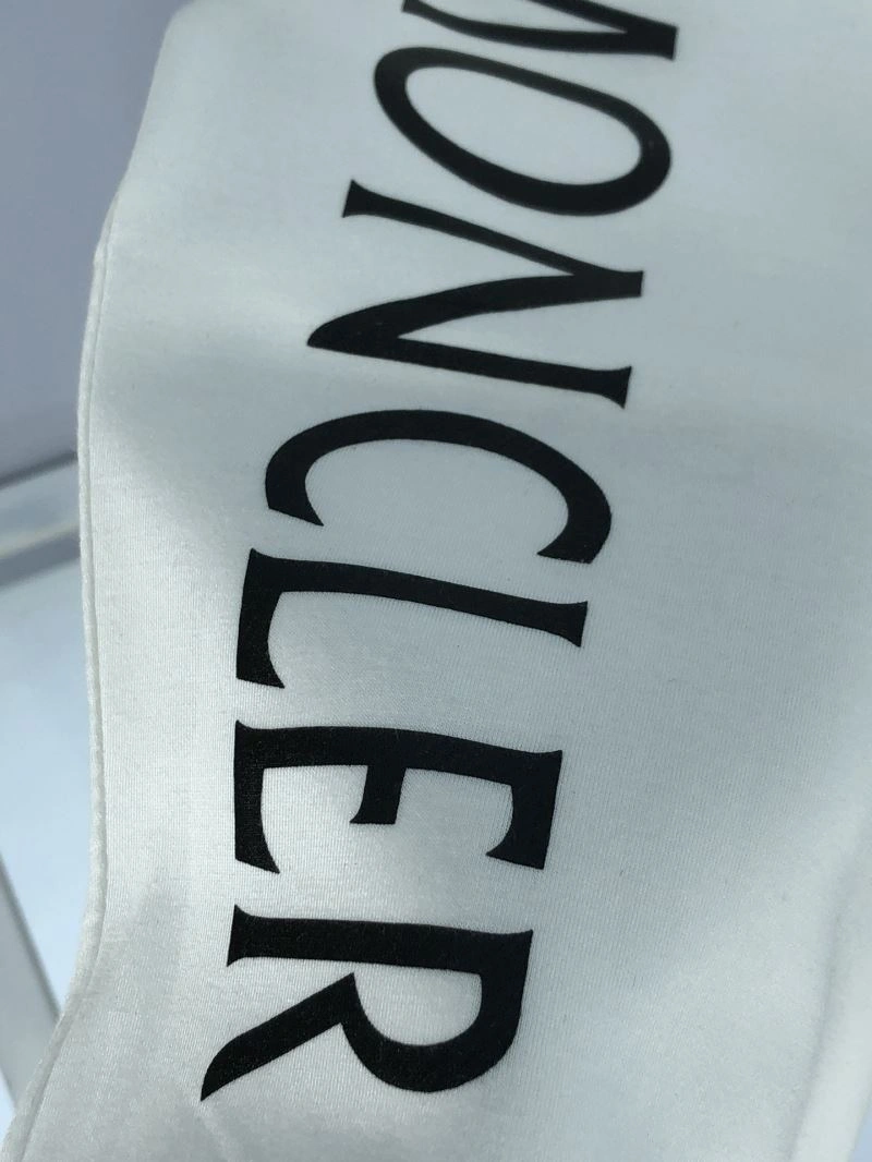 Reliable Moncler Short Pants 142323