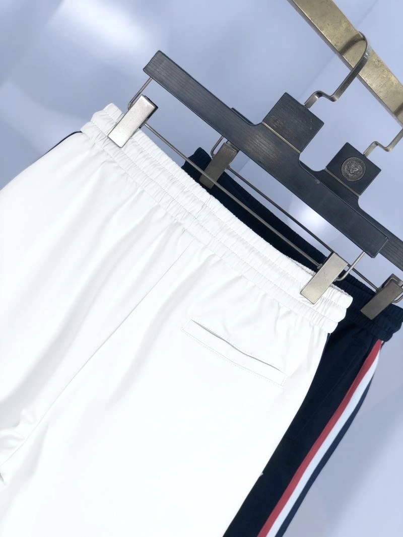 Moncler Short Pants ZipUp 142332