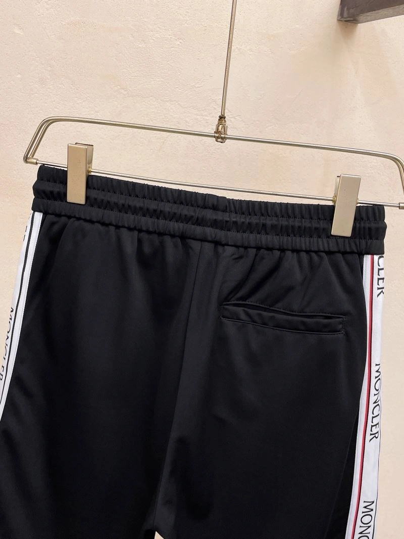 Classic Moncler Short Pants 141815
