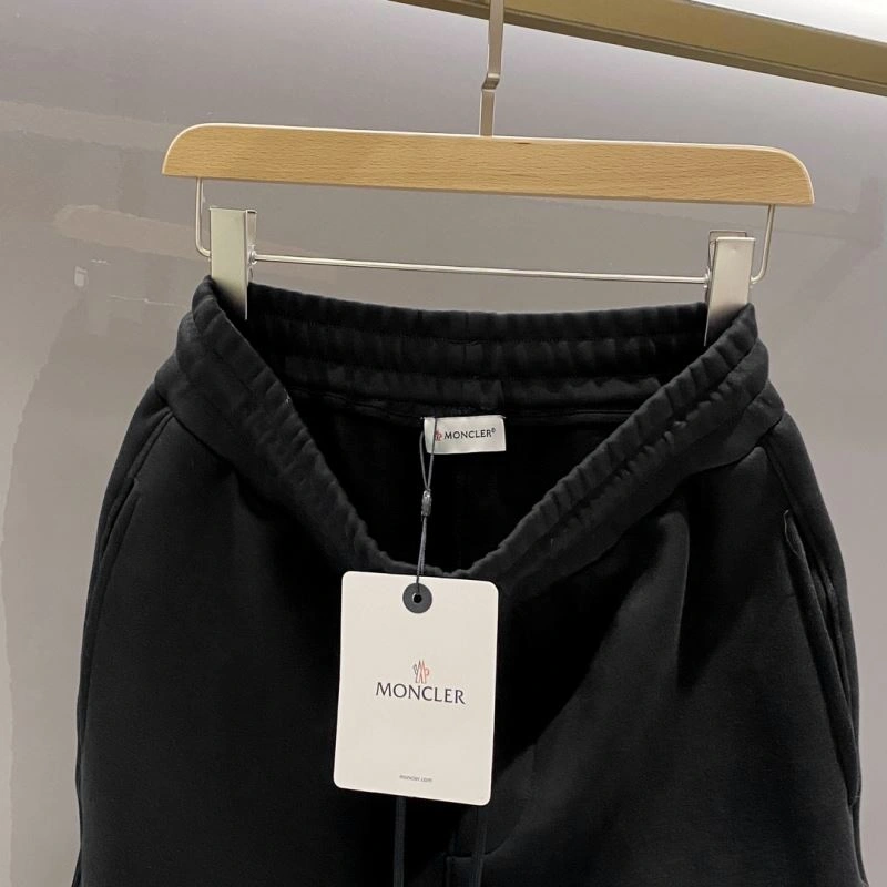 Colorful Moncler Short Pants 141808