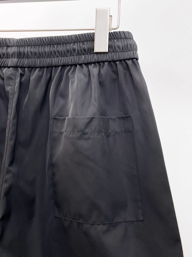 Breathable Moncler Short Pants 141802