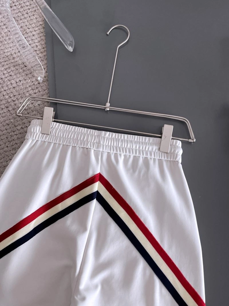 Breathable Moncler Short Pants 141797