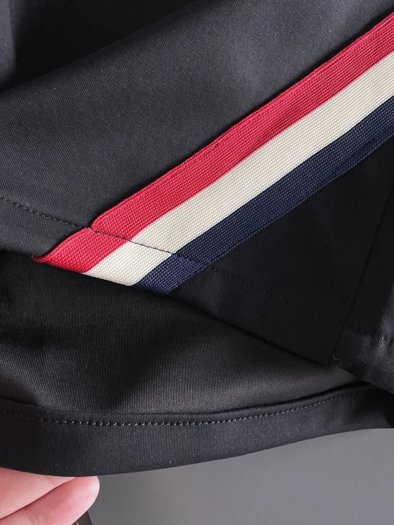 Breathable Moncler Short Pants 141809