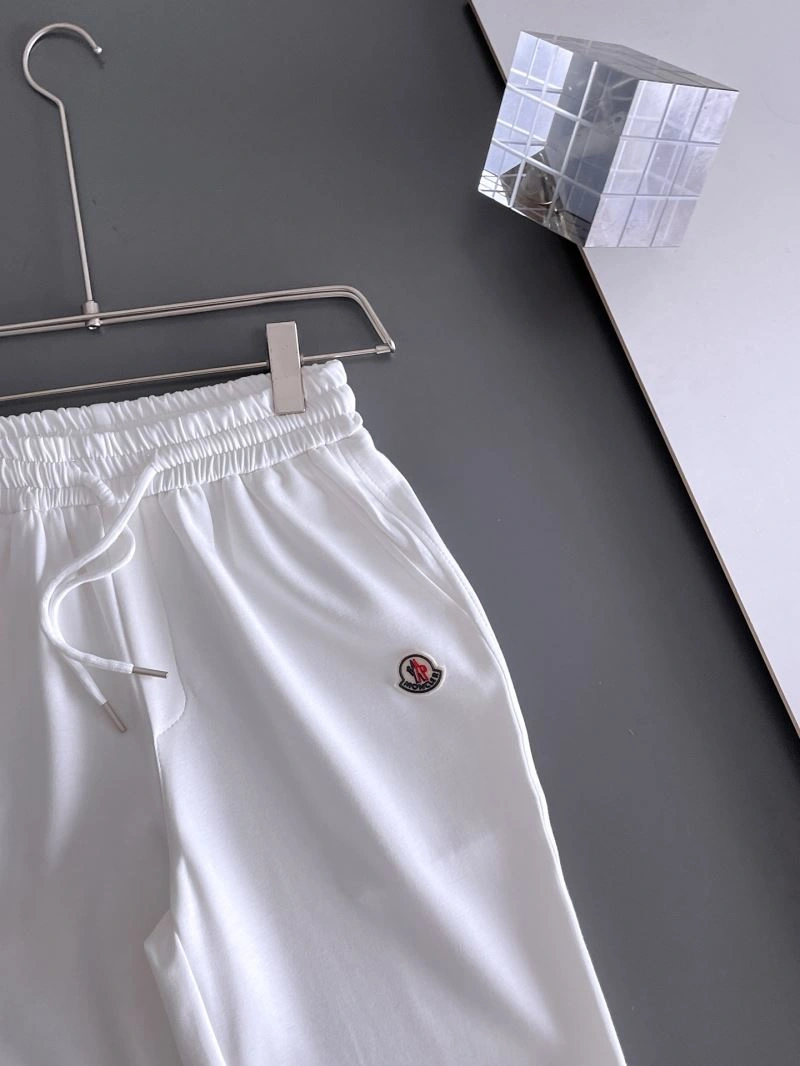 Moncler Short Pants Sporty 141793