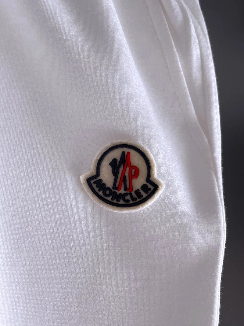 Moncler Short Pants Sporty 141793
