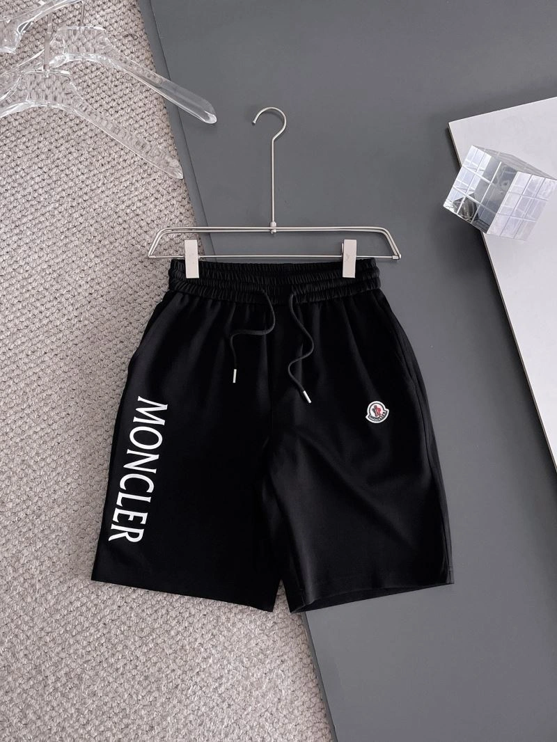 Moncler Short Pants ZipUp 141787