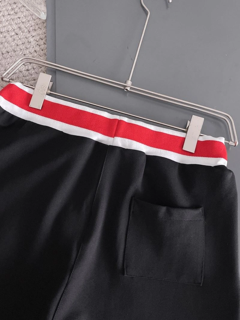 Moncler Short Pants Comfortable 141798