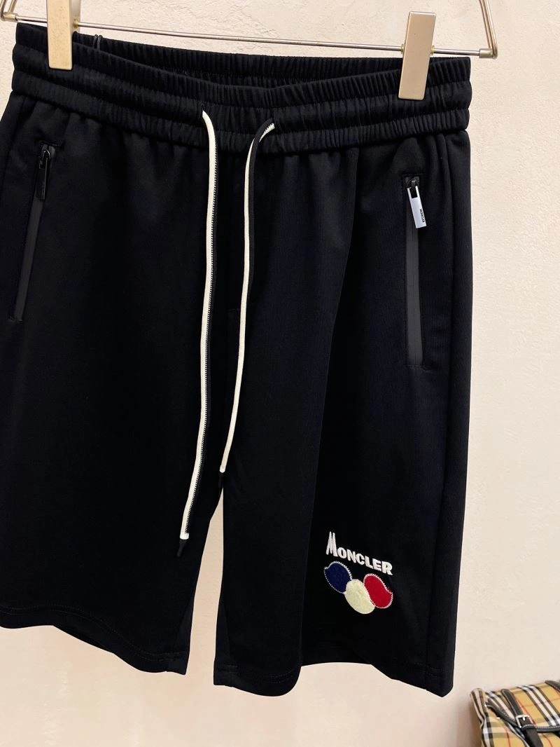 Moncler Short Pants Chic 141785