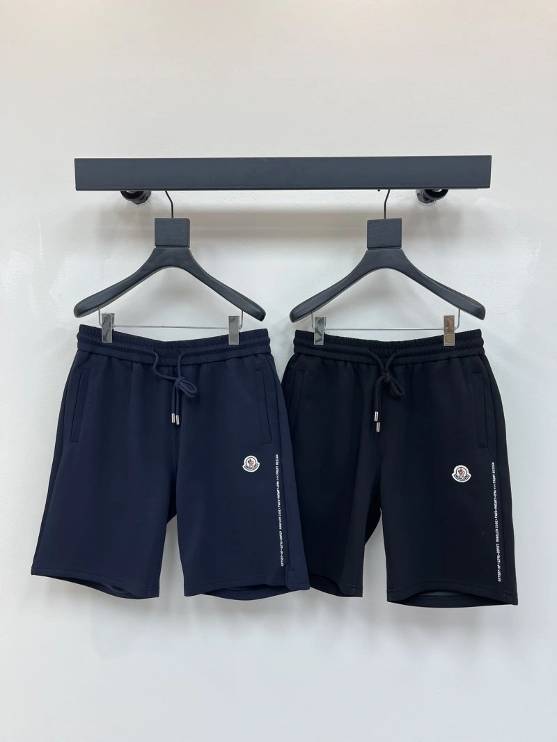 Moncler Short Pants Stylish 139590