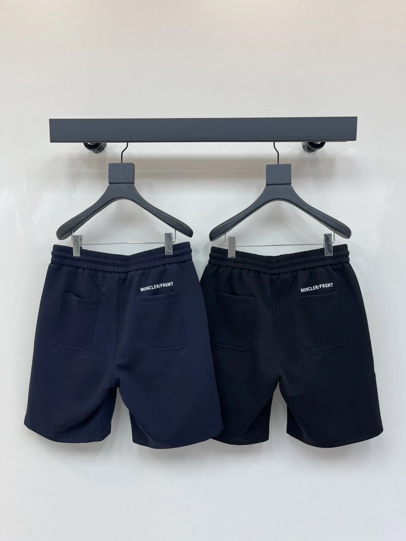 Moncler Short Pants Stylish 139590