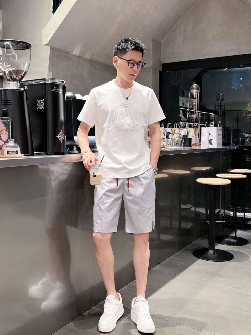 Seasonal Moncler Short Pants 141520