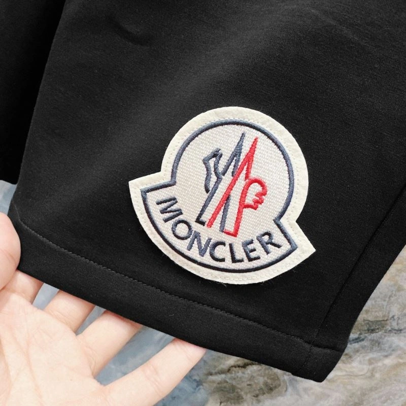 Minimalist Moncler Short Pants 141538