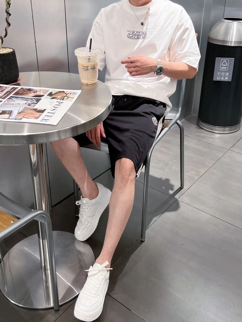 Neat Moncler Short Pants 141522