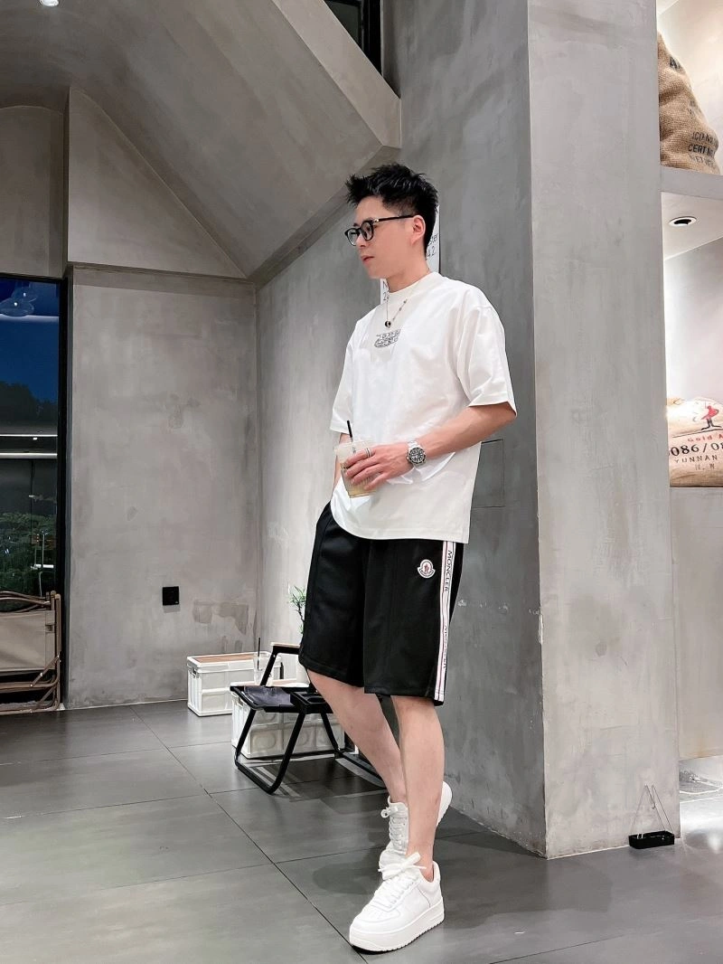 Neat Moncler Short Pants 141522