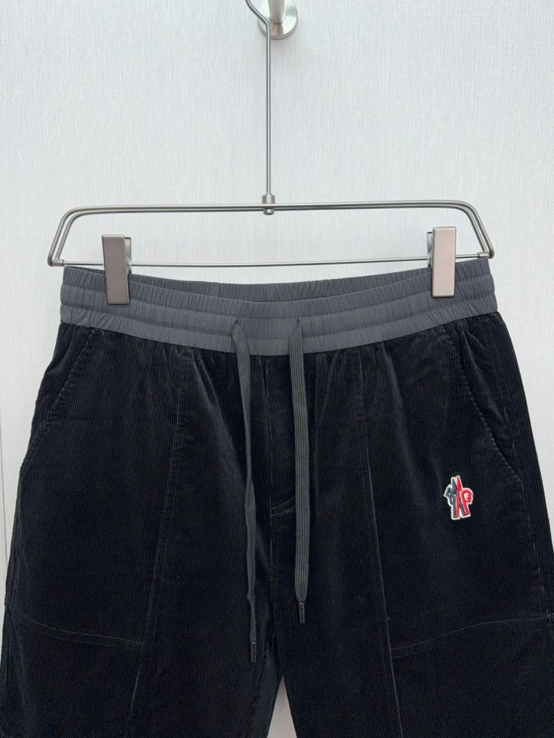 Moncler Short Pants Thermal 140595