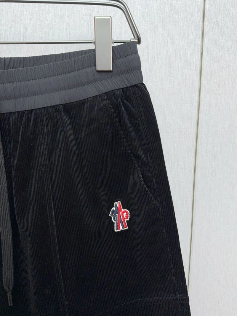Moncler Short Pants Thermal 140595