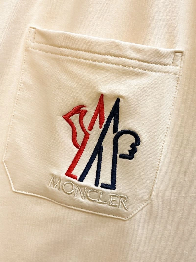 Moncler Short Pants Trendsetting 140166