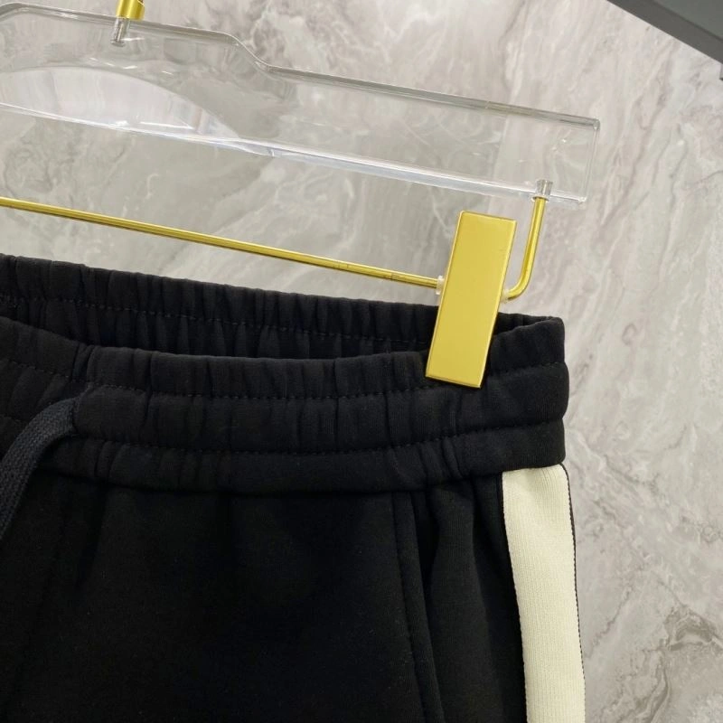 Moncler Short Pants Practical 140147