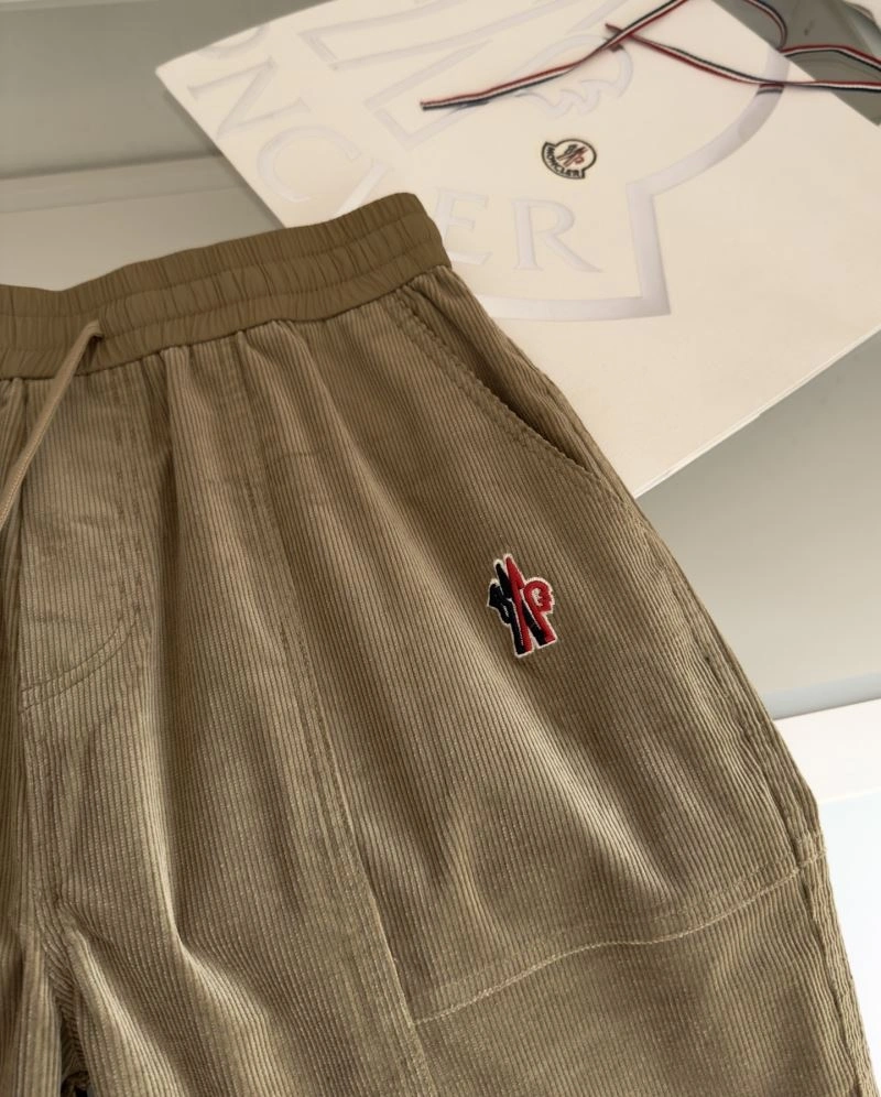 Moncler Short Pants Sporty 140142